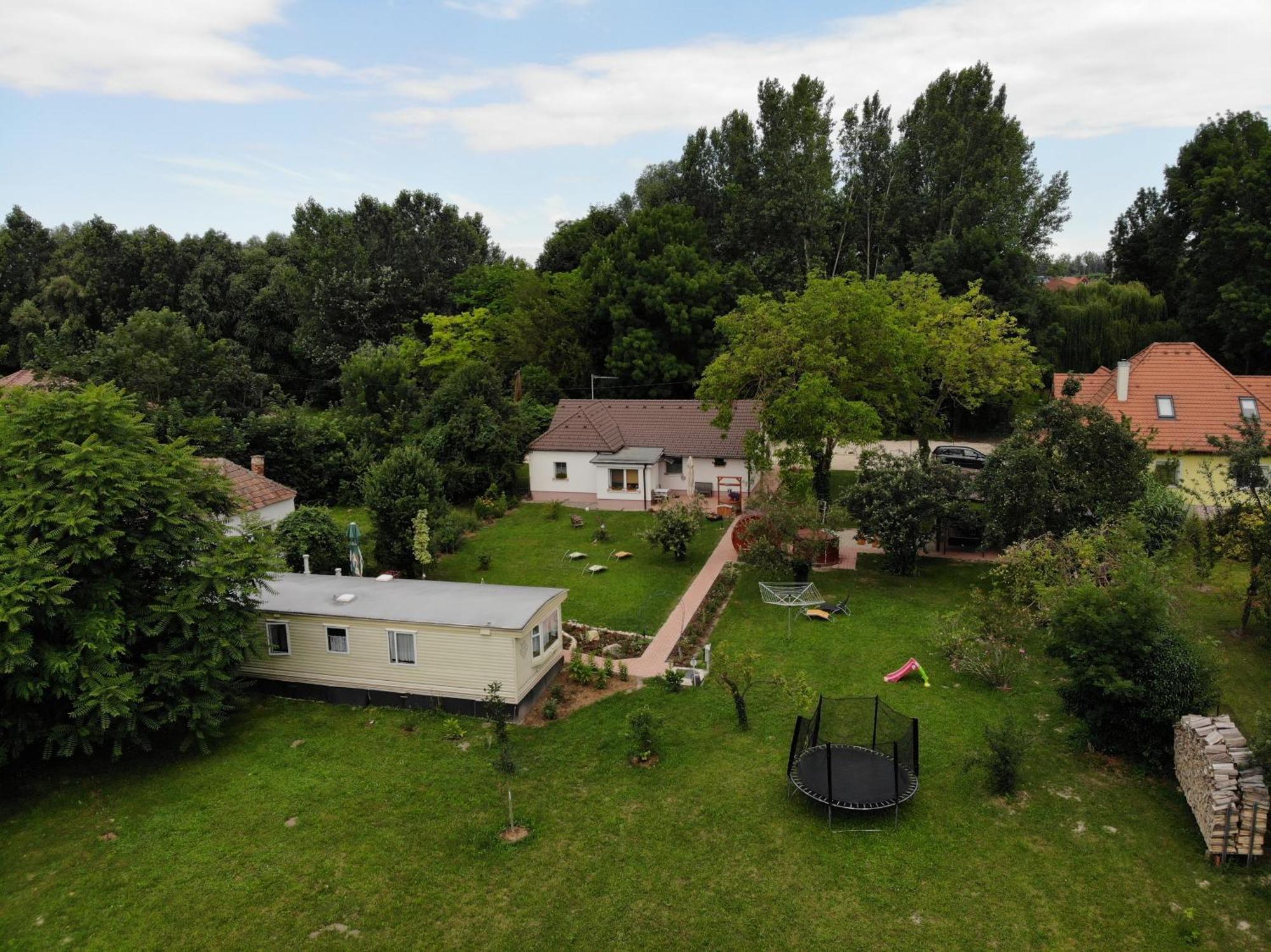 Hidlab Apartman Kimle Dış mekan fotoğraf